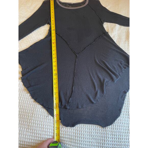 Free People Black Knit Handkerchief Hem Crew Neck 3/4 Sleeve Tee Size XS - Picture 8 of 12